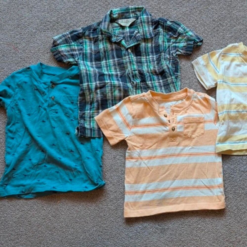 Old Navy kids bundle of 4 shirt